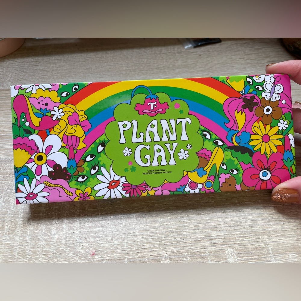 Trixie Cosmetics Plant Gay palette